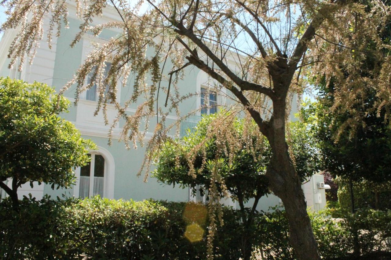 Arlini Hotel Pineto